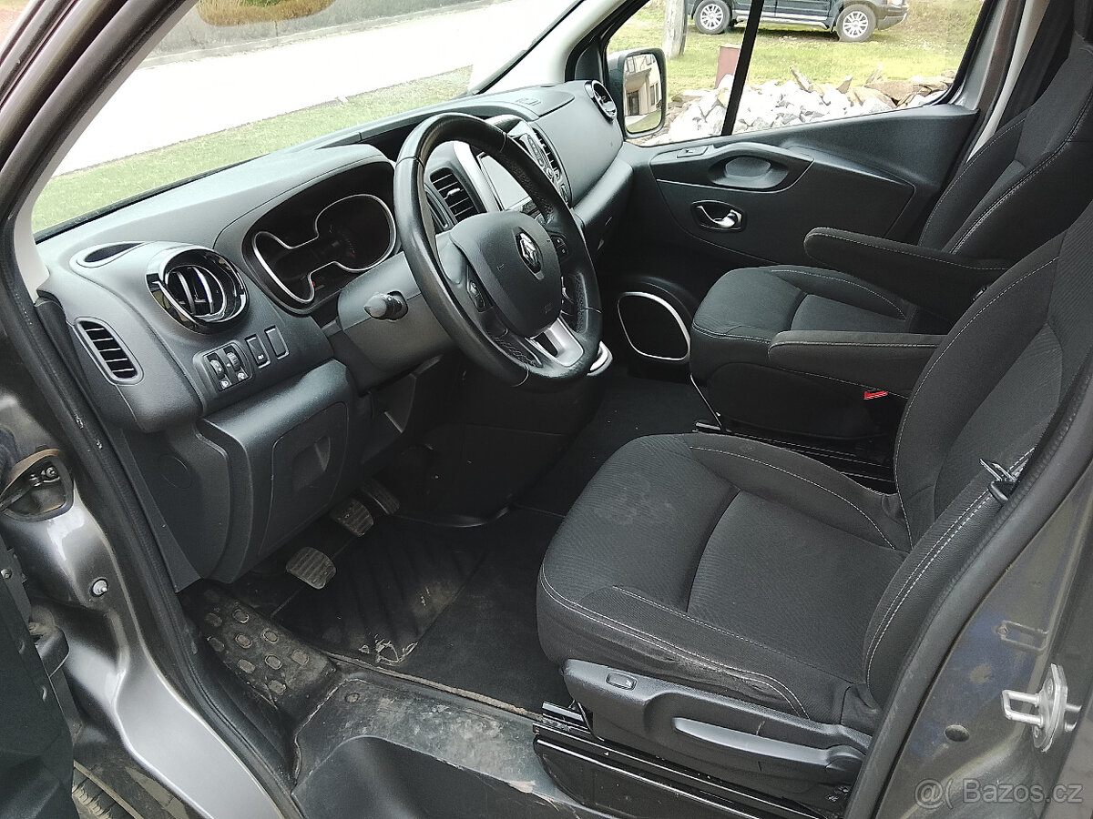 Renault Trafic Spaceclass 2.0 Dci 107kW - 6