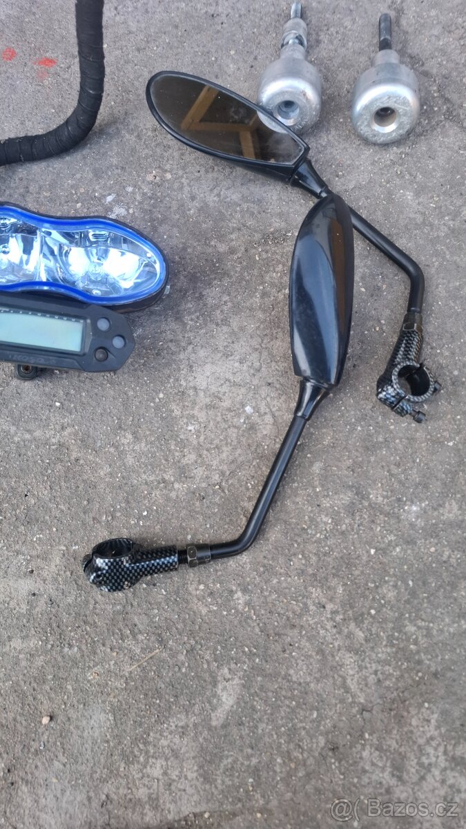 Honda,Suzuki,Kawasasaki,Yamaha - 6