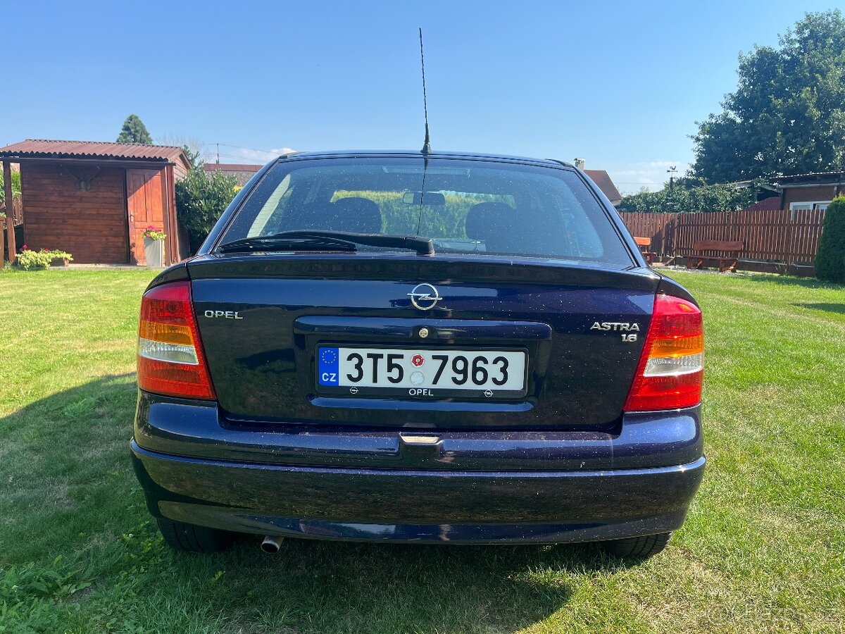 Opel Astra G 1.6i - 6