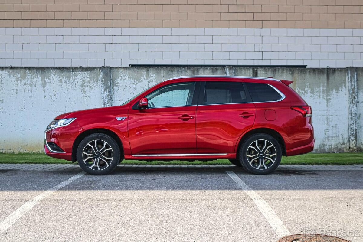 Mitsubishi Outlander PHEV 2.4 4x4 2021 - 6