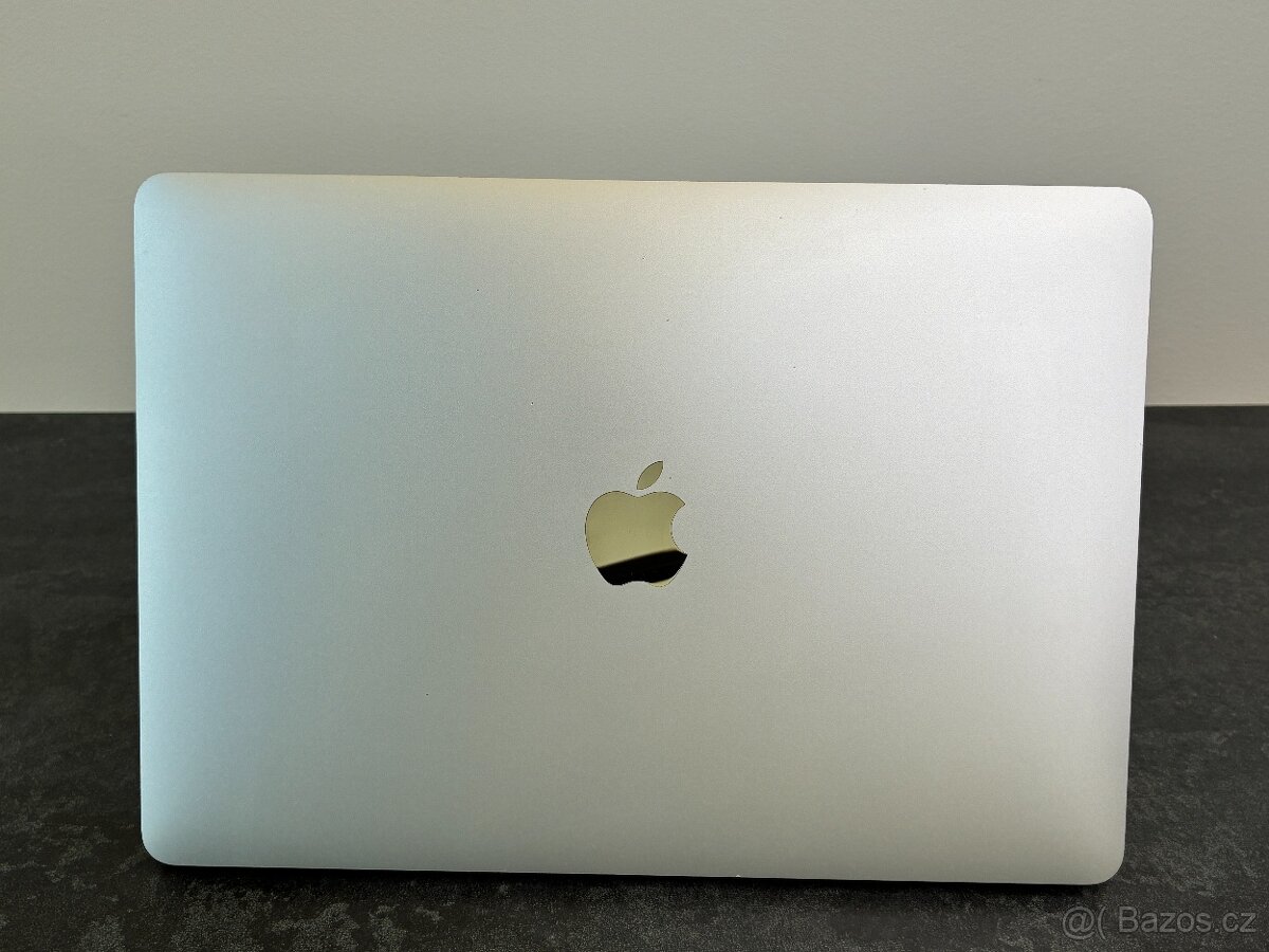 MacBook Pro 13'' 2018 / i5 / 16GB / 256GB SSD - DPH - 6