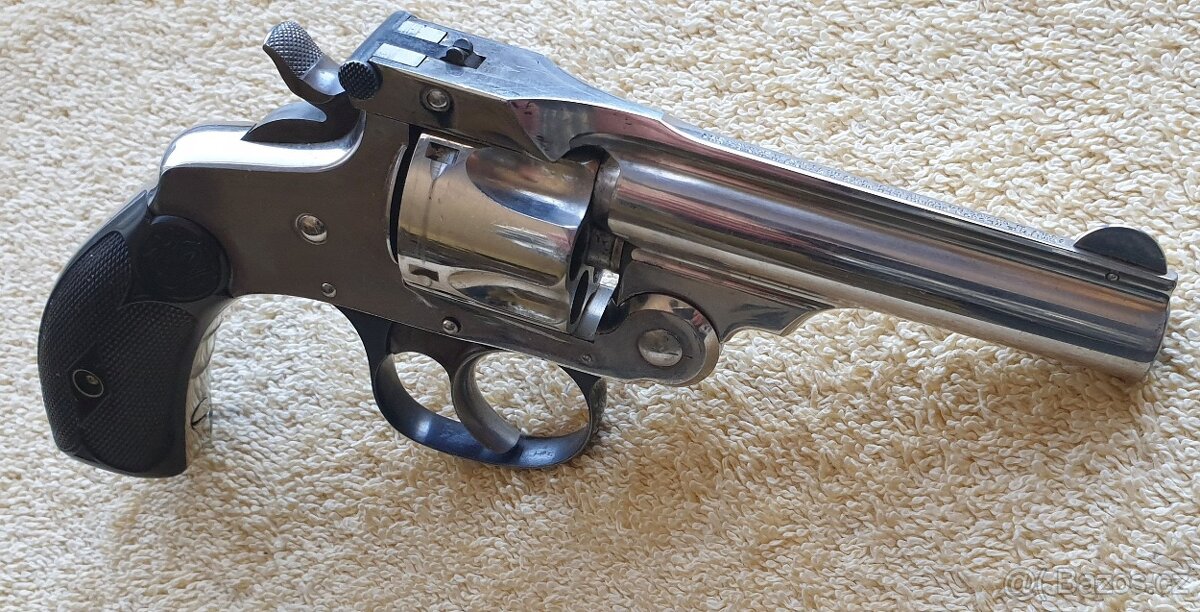 Historický revolver Smith Wesson cal.32CF DA 1886 - 6
