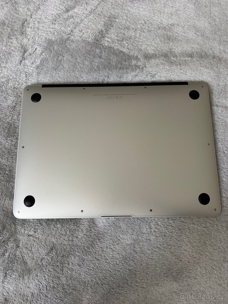 MacBook Air (13-inch, Early 2015) - 6