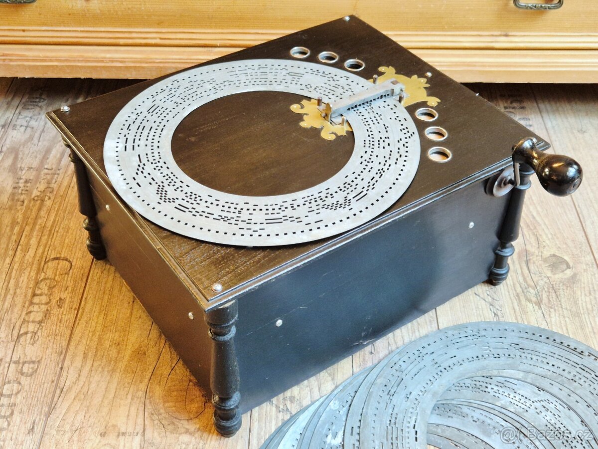 Starožitný hrací stroj, flašinet Ariosa, 1898, Německo - 6