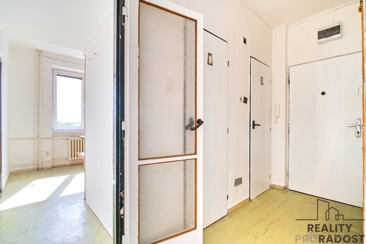 Prodej družstevního bytu 3+1 s lodžií v Ostravě-Porubě - 6
