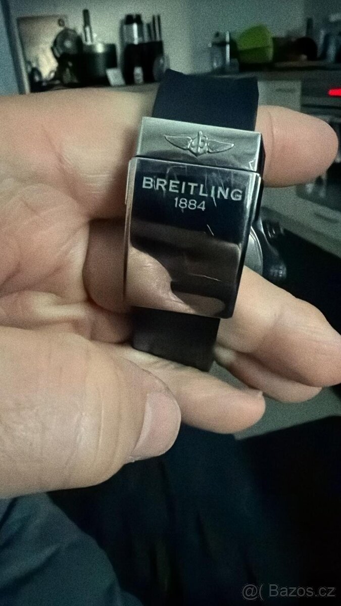 Breitling Super Avenger Blacksteel Chronograph (Ref. M13370) - 6