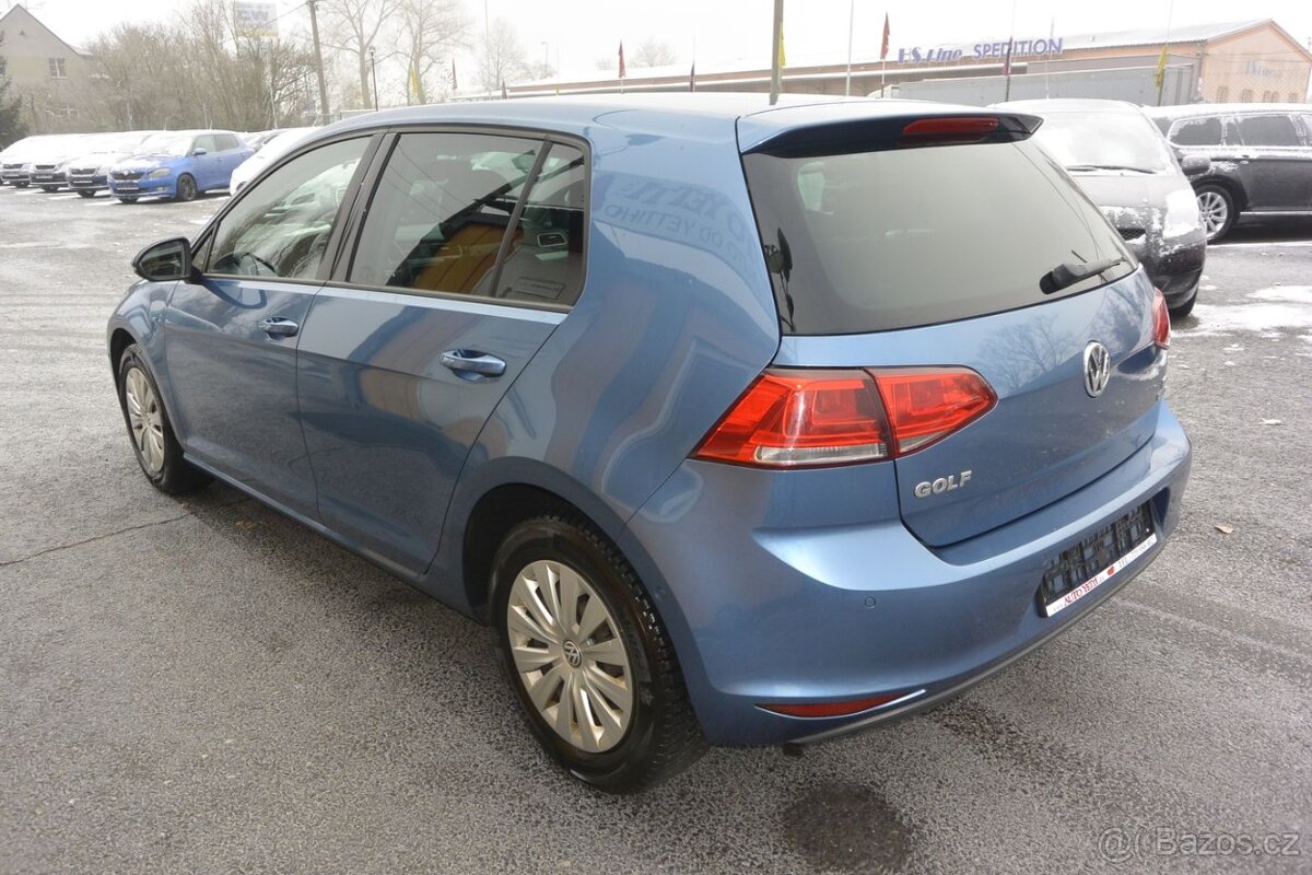 PRODÁM Volkswagen Golf 1.2TSi - 6