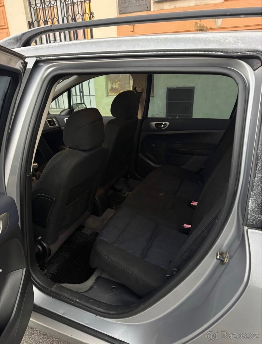 Prodám auto peugeot 307 - 6