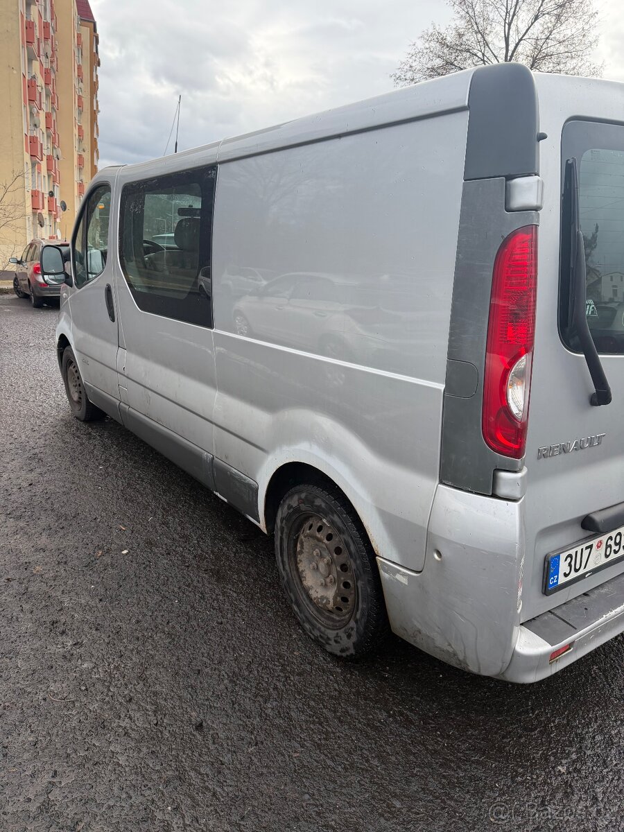 Renault trafic 2.0cdti 84KW 2008 - 6