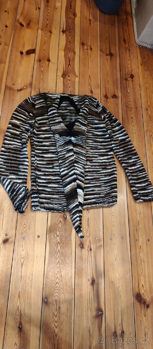 Prodám ručně pletené svetry - 6