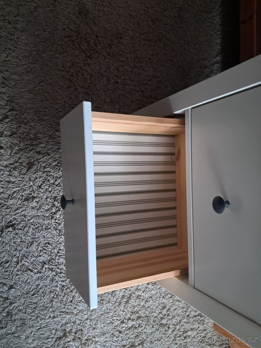 Ikea komoda noční stolek Hemnes - 6