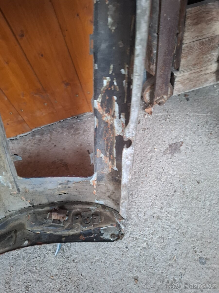 Zadní blatníky Škoda 1000MB - 6