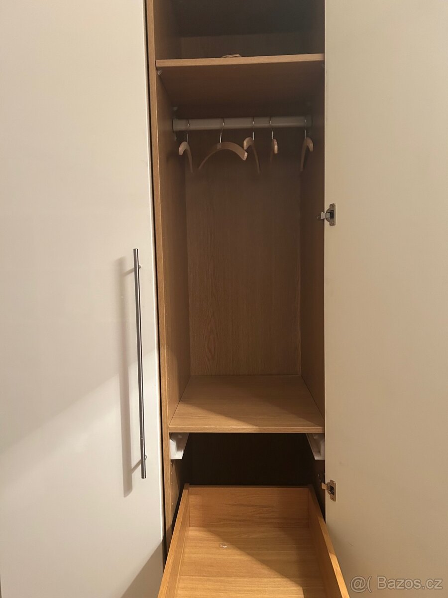 Šatní skříně - 6