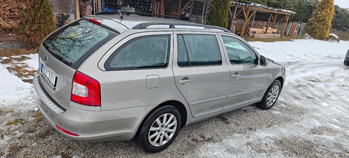 Škoda Octavia ll facelift r.v. 2010 - 6