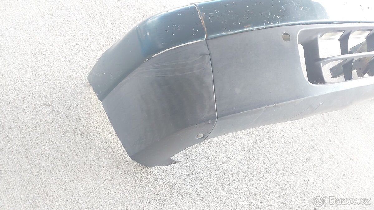 Mazda B2500 – Nárazník přední - 6