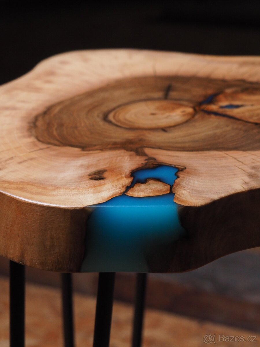 Konferenční stolky z ořechu - 6
