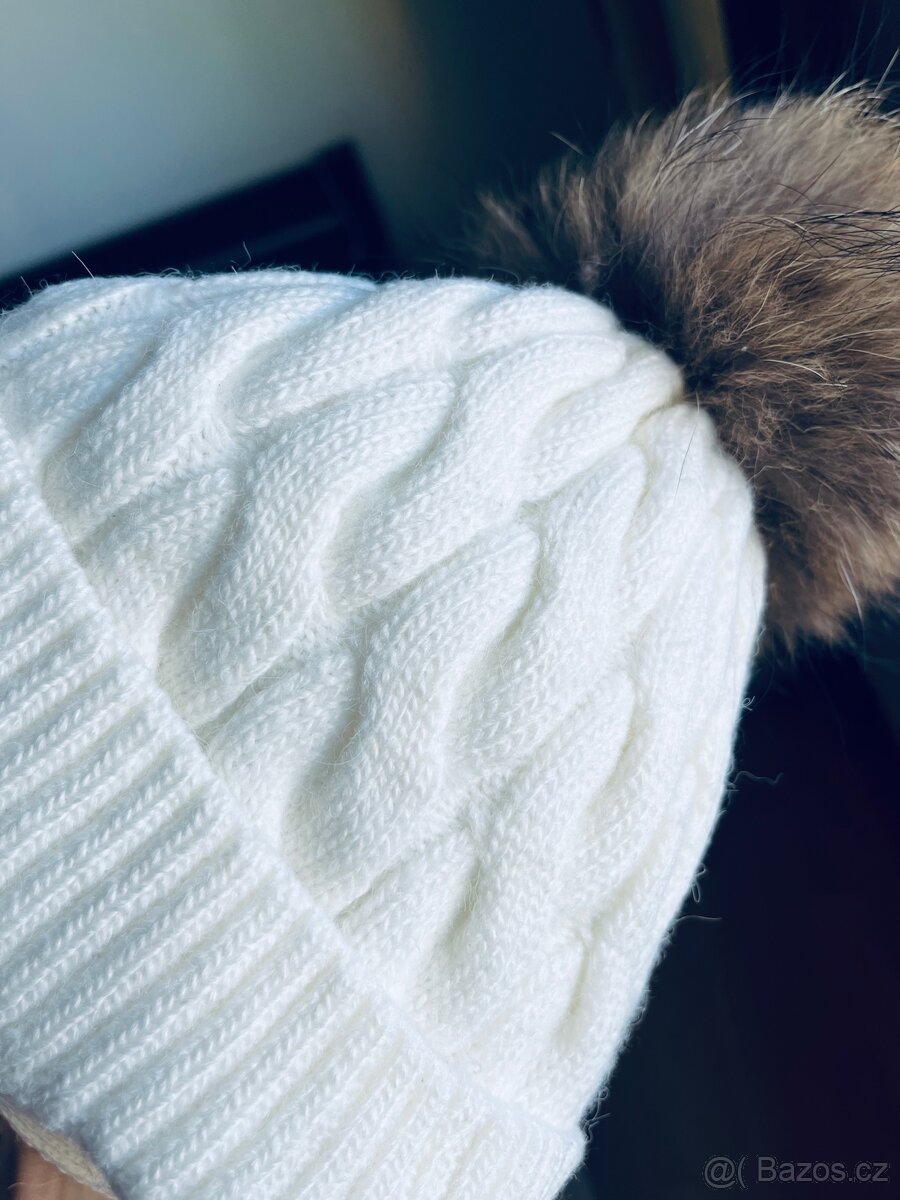 Dětská zimní čepice s pravou bambulí – pro holčičku - 6