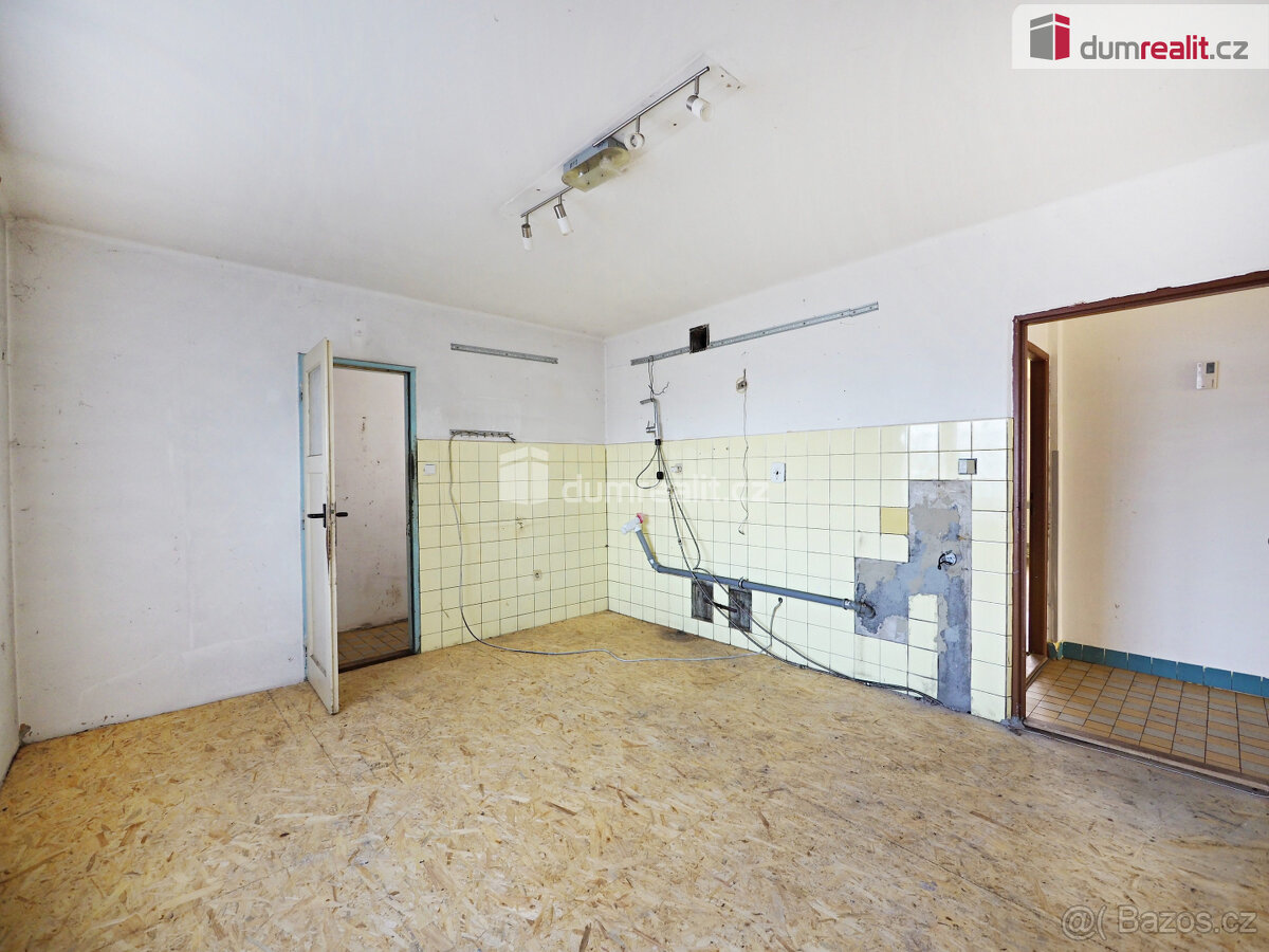 prodej RD 4+1, studna, garáž, dílna, zahrada, v obci Hořátev - 6