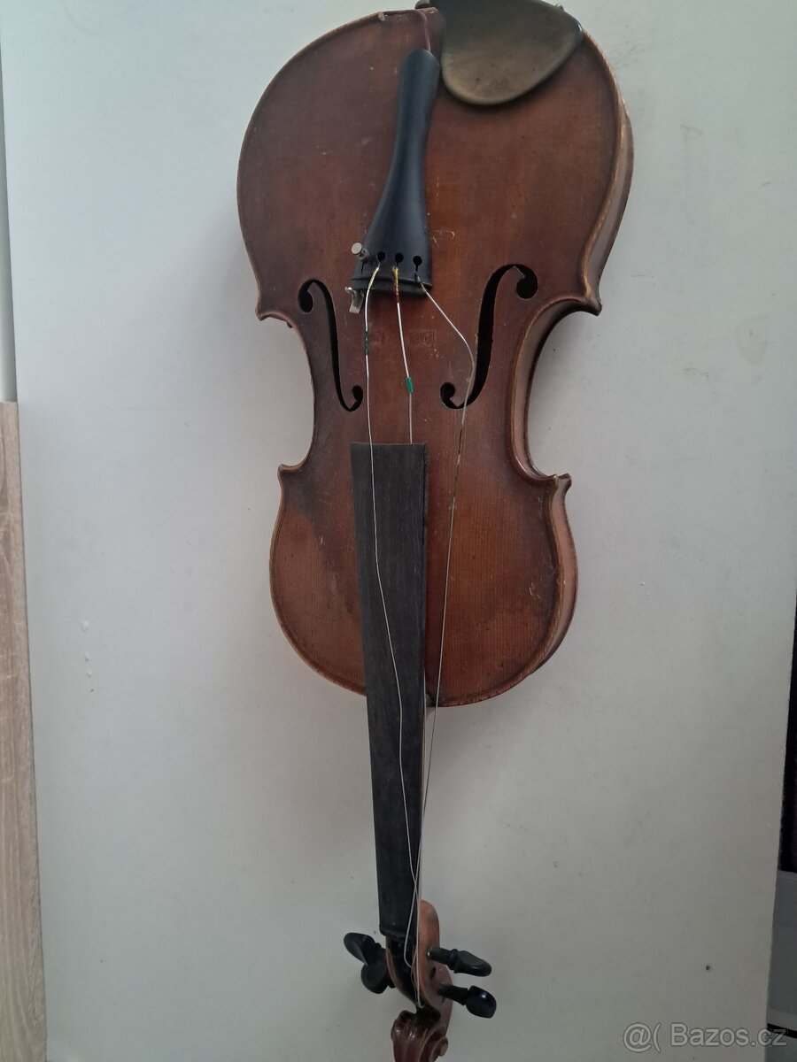 Staré housle na opravu - 6