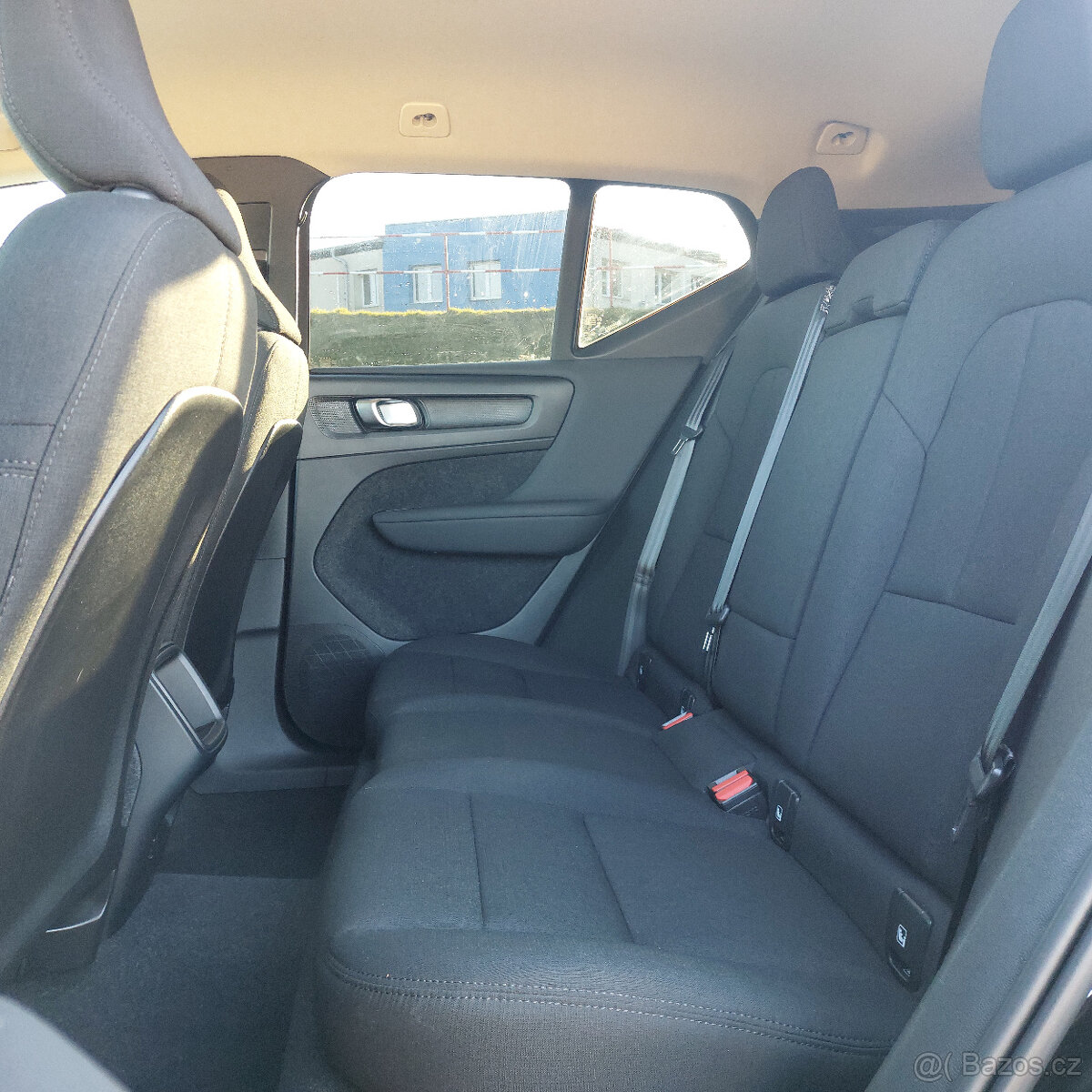 Volvo XC40 T2, 16500km - 6