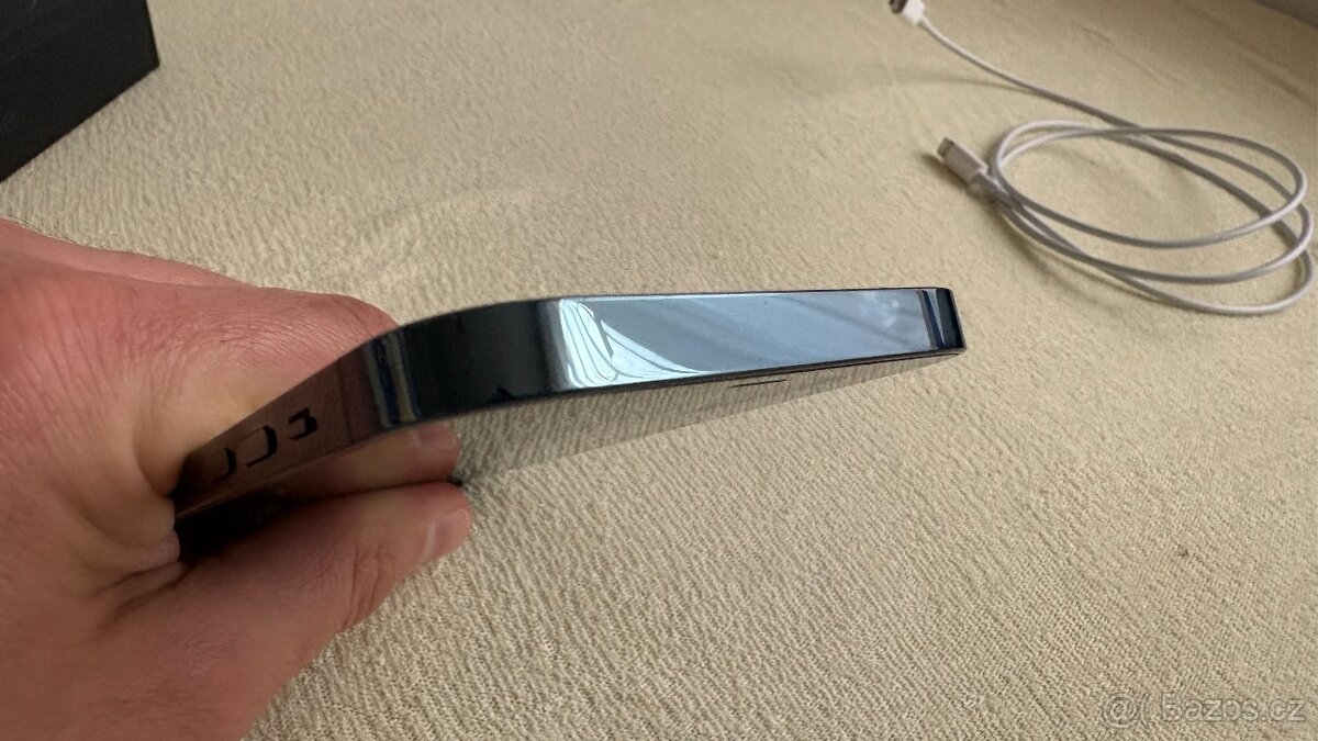 iPhone 12 Pro 128 GB - - 6