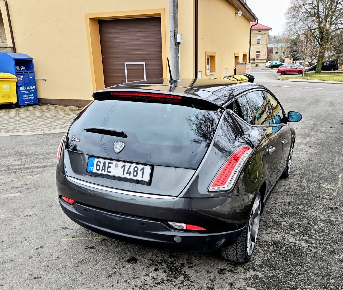 Lancia delta 1.6 Multijet automat Platino - 6