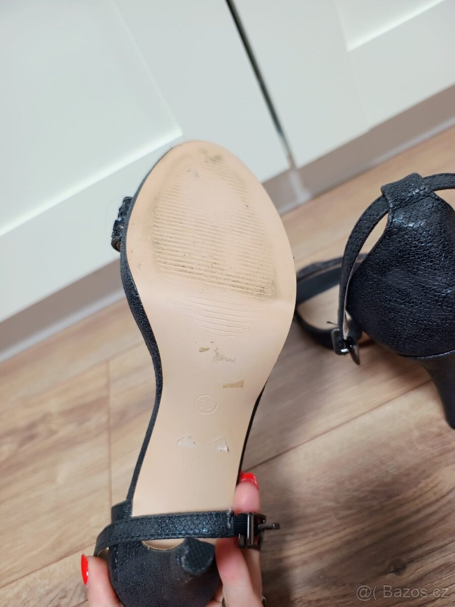 Nové zdobené sandály vel. 38 - 6