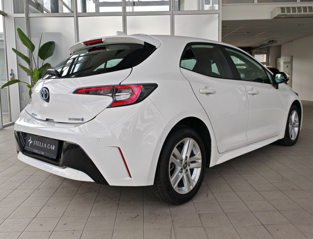 Toyota Corolla 1.8 hybrid - 6