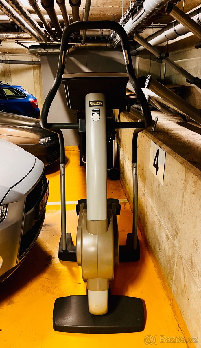 Stepper / schody / Technogym Step Excite - 6
