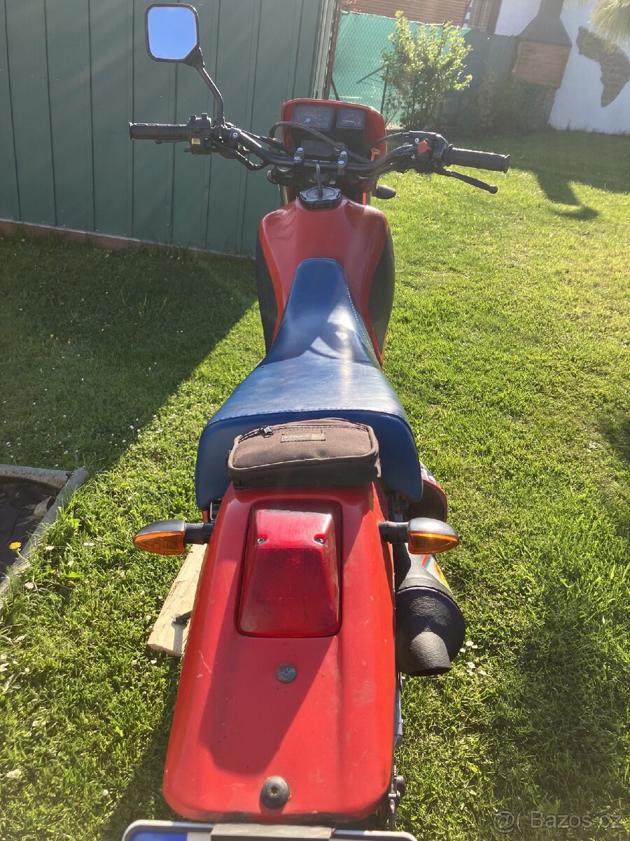 Honda xl600r - 6