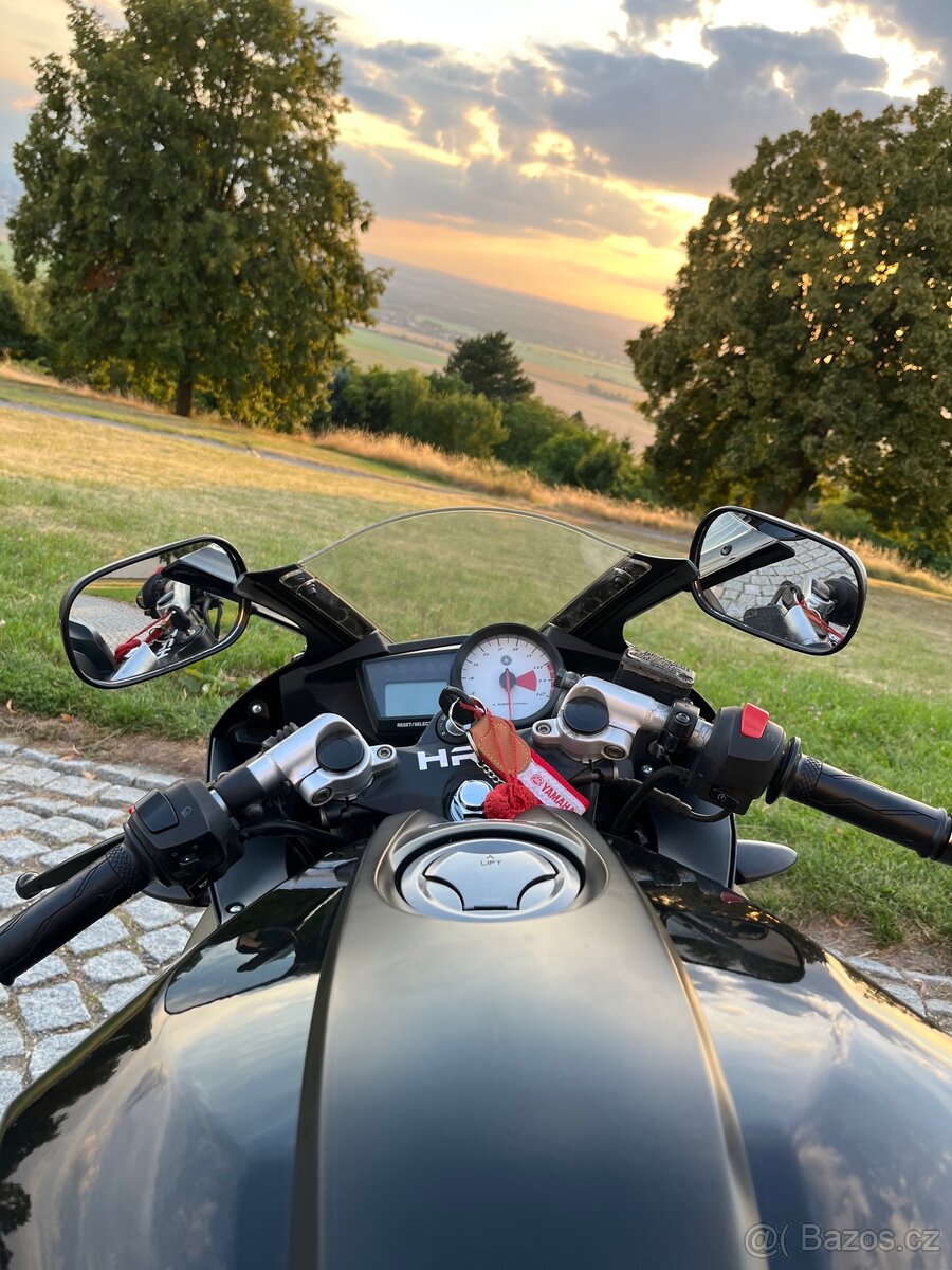 Yamaha YZF-R125, A1, 2011 - 6