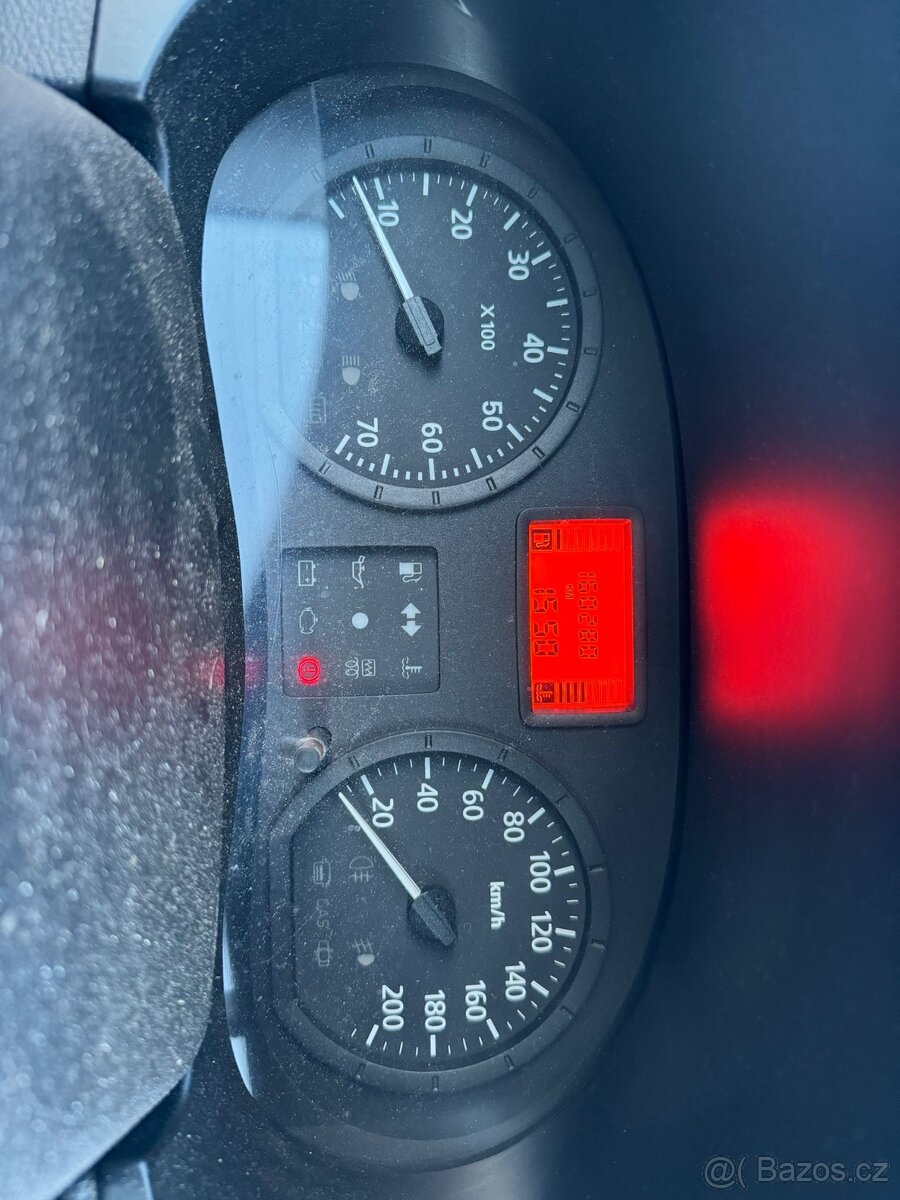 Dacia Logan 1 4 MPI dovoz Rakousko - 6