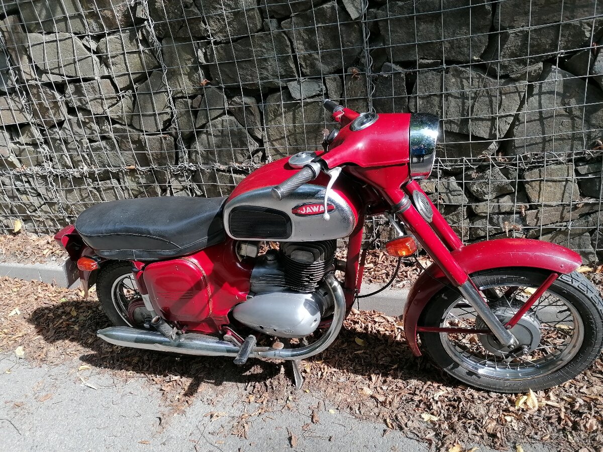 Jawa 250 /592 - 6