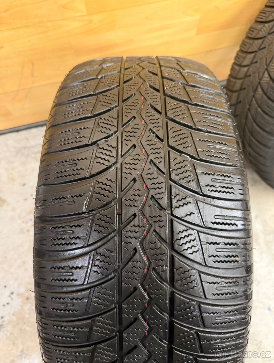 Zimní pneu 235/55/17 - 6