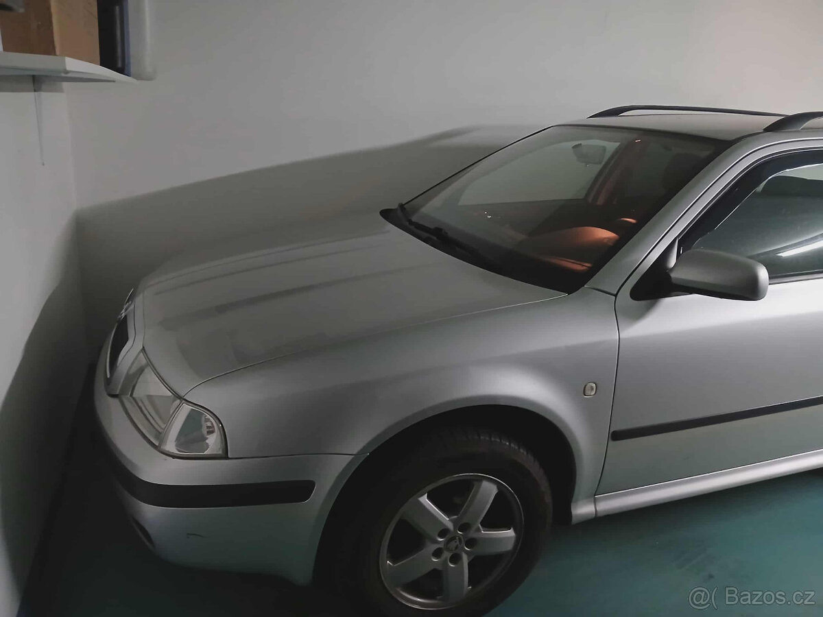 ŠKODA Octavia TOUR - 1.6 MPI 75kW - 6