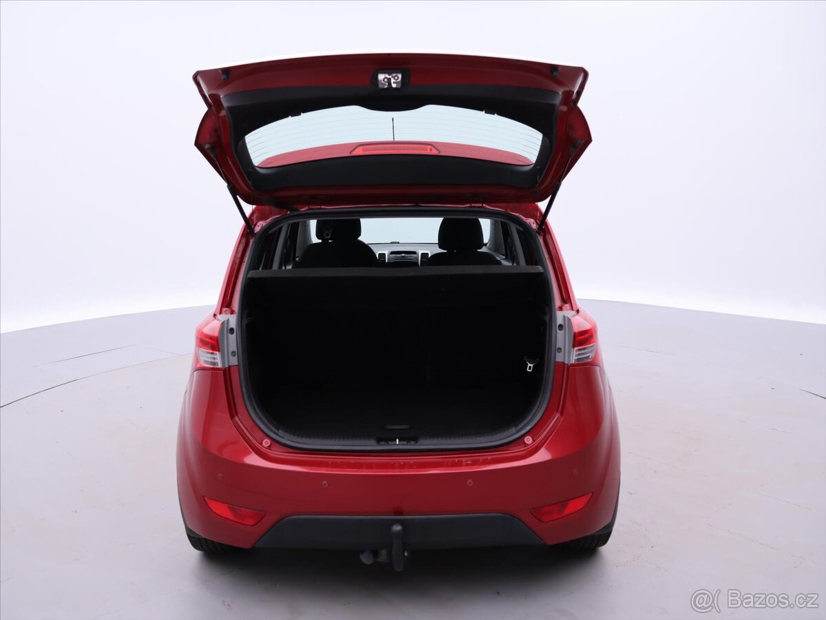 Hyundai ix20 1,4 i CZ Klima 66kW Tažné (2011) - 6