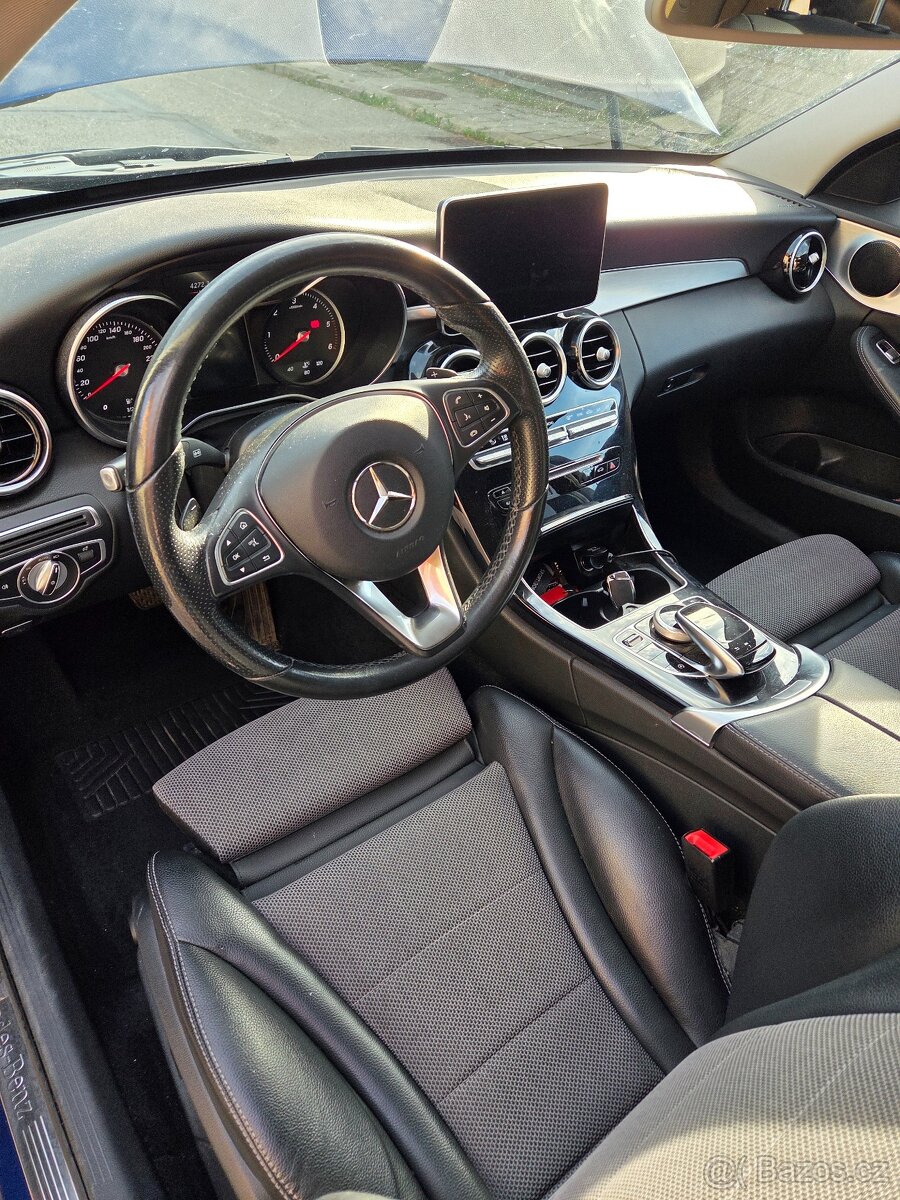 Mercedes C220 D kombi 125kw black edition - 6