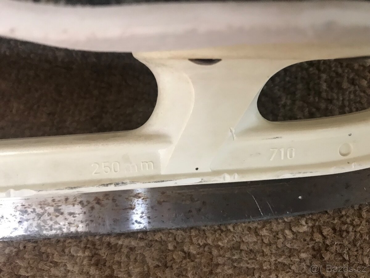 Chlapecké lední brusle - 6