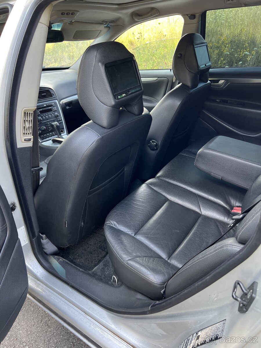 Volvo V70 D5 120kw ND - 6