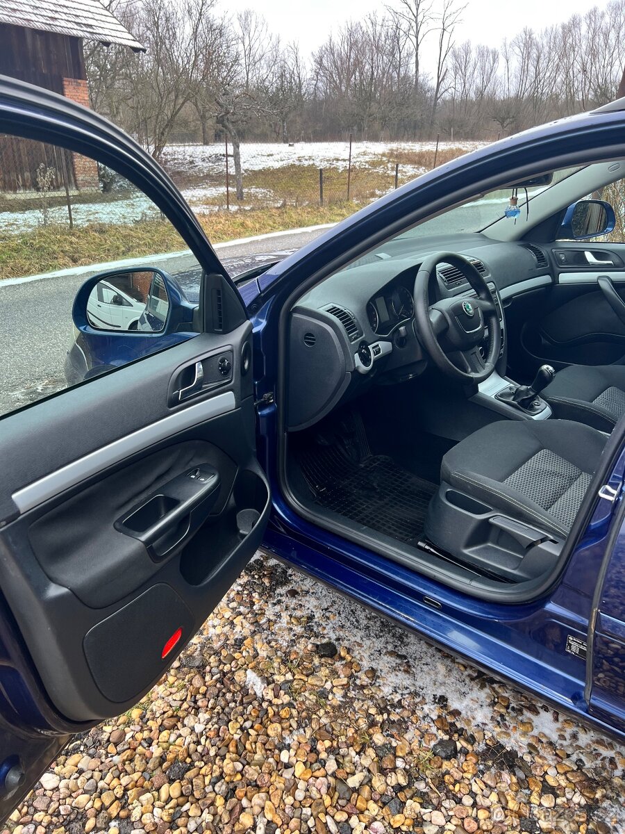 Škoda Octavia II - 6