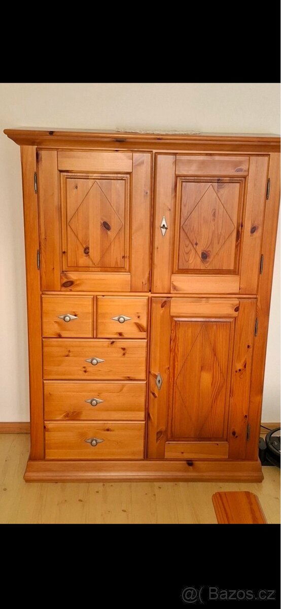 DŘEVĚNÁ MASIVNÍ LOŽNICE - 6