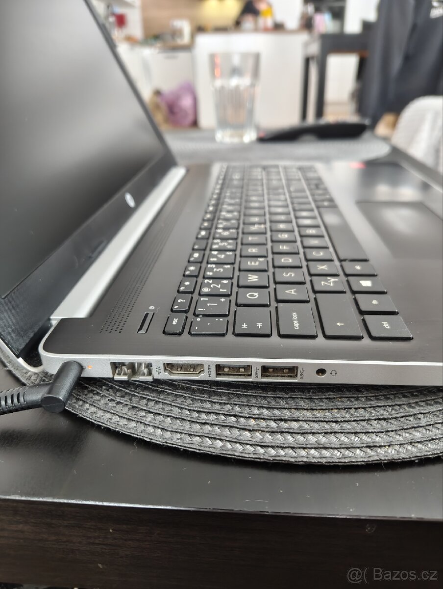 Notebook HP AMD 8GB RAM 1 TB HDD - 6