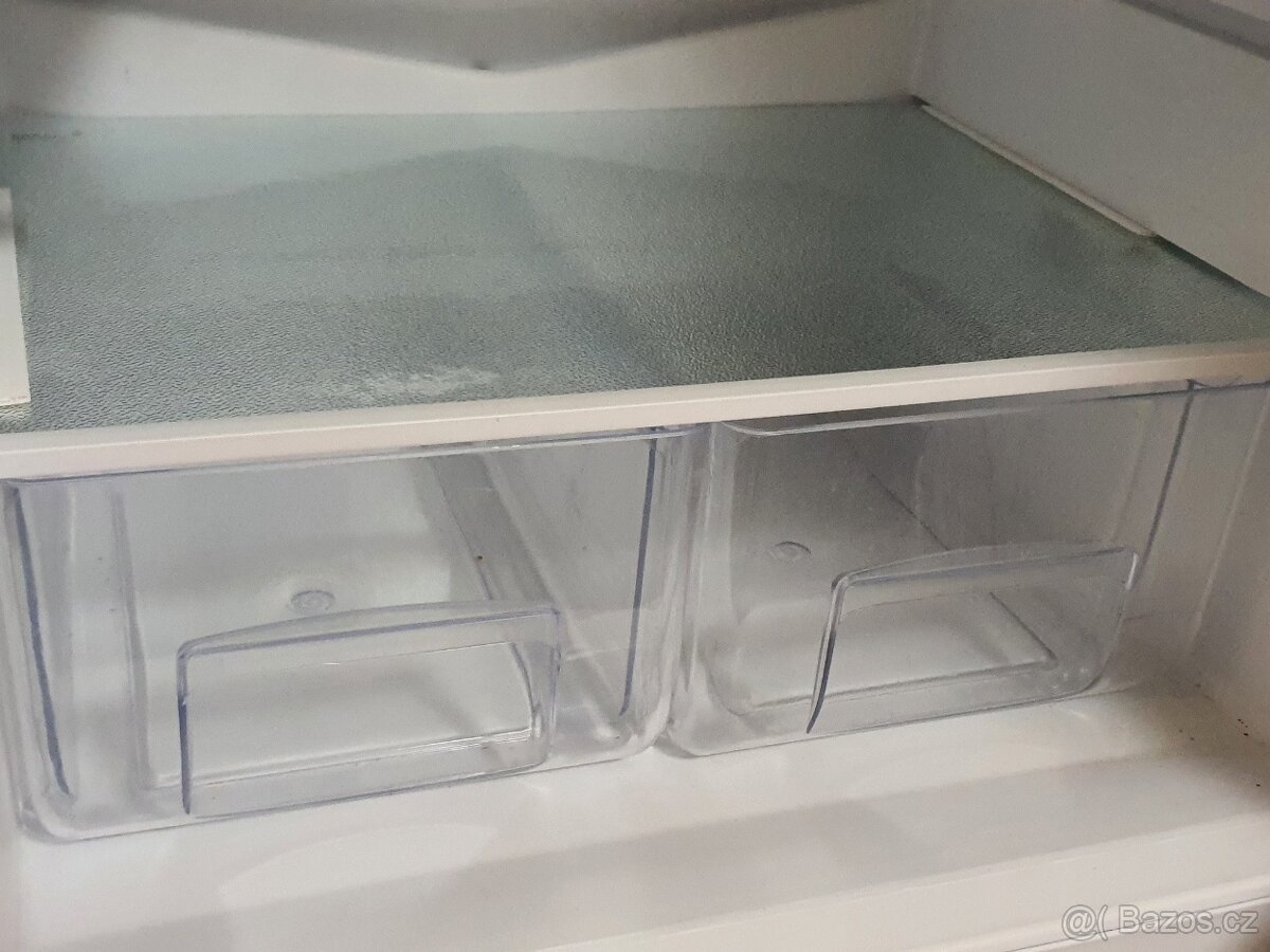 lednice s velkým mrazákem A+ DOVOZ - 6