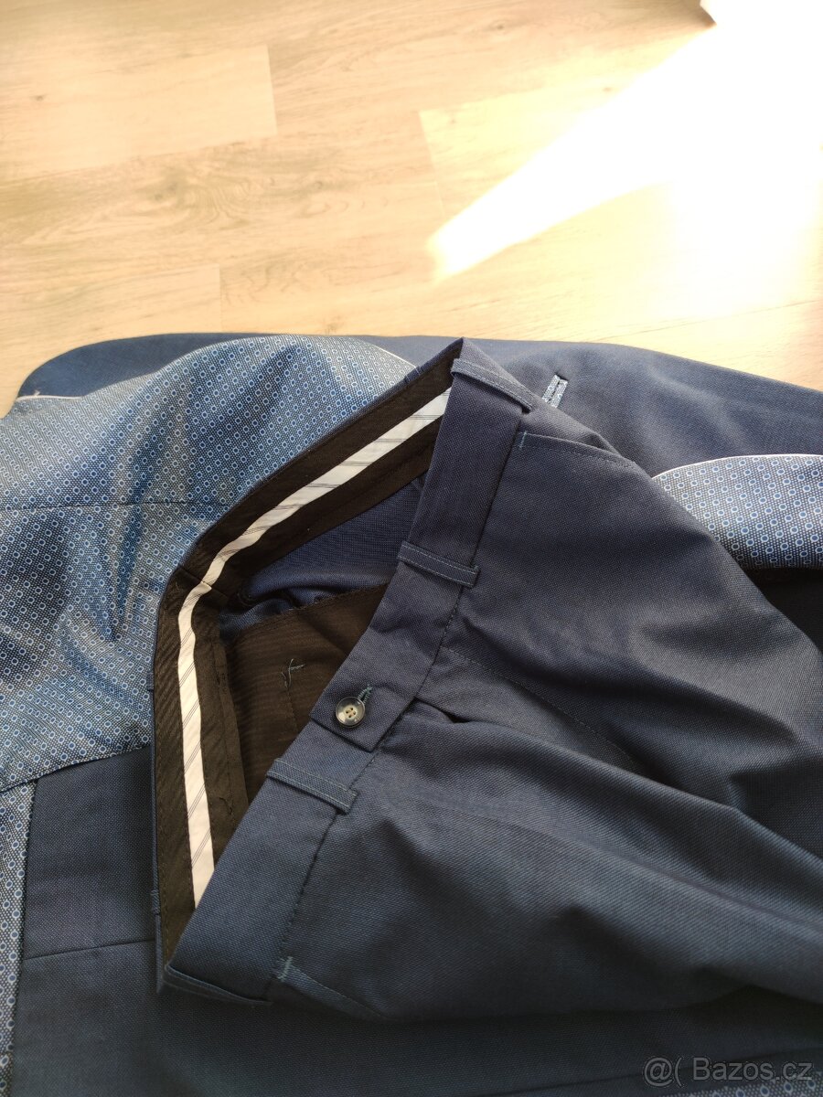 Pánský/chlapecký modrý oblek, slim, velikost 170/44 - 6