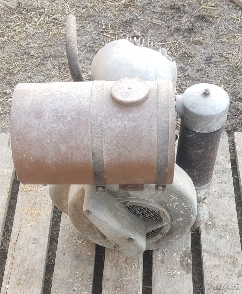 2x stabilní motor PF 62 - 6