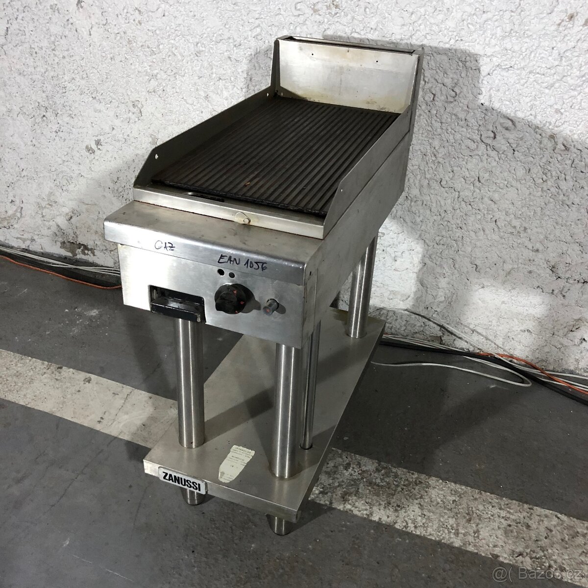 KUCHYNSKÉ STROJE - 6