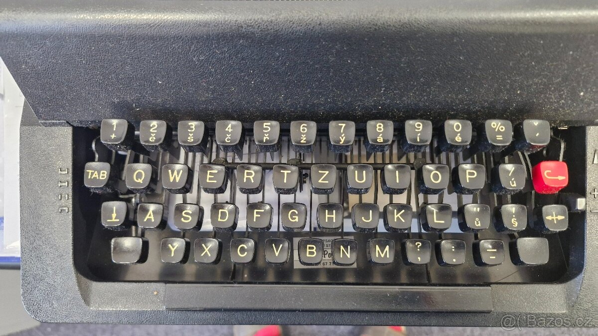 Kufříkový psací stroj Remagg - 6