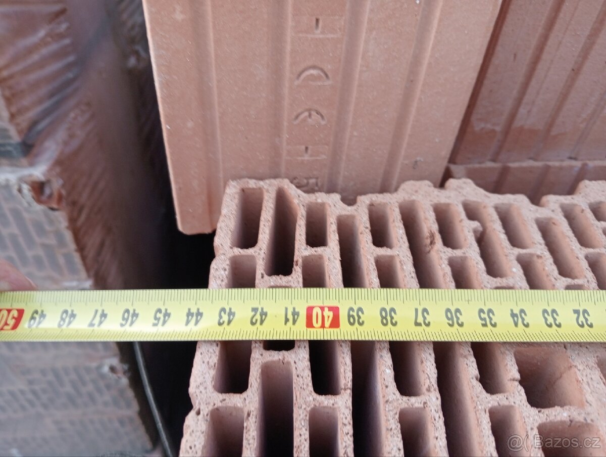 Porotherm 44 EKO + Profi 1/2 K a 37 1/2 prodám. - 6