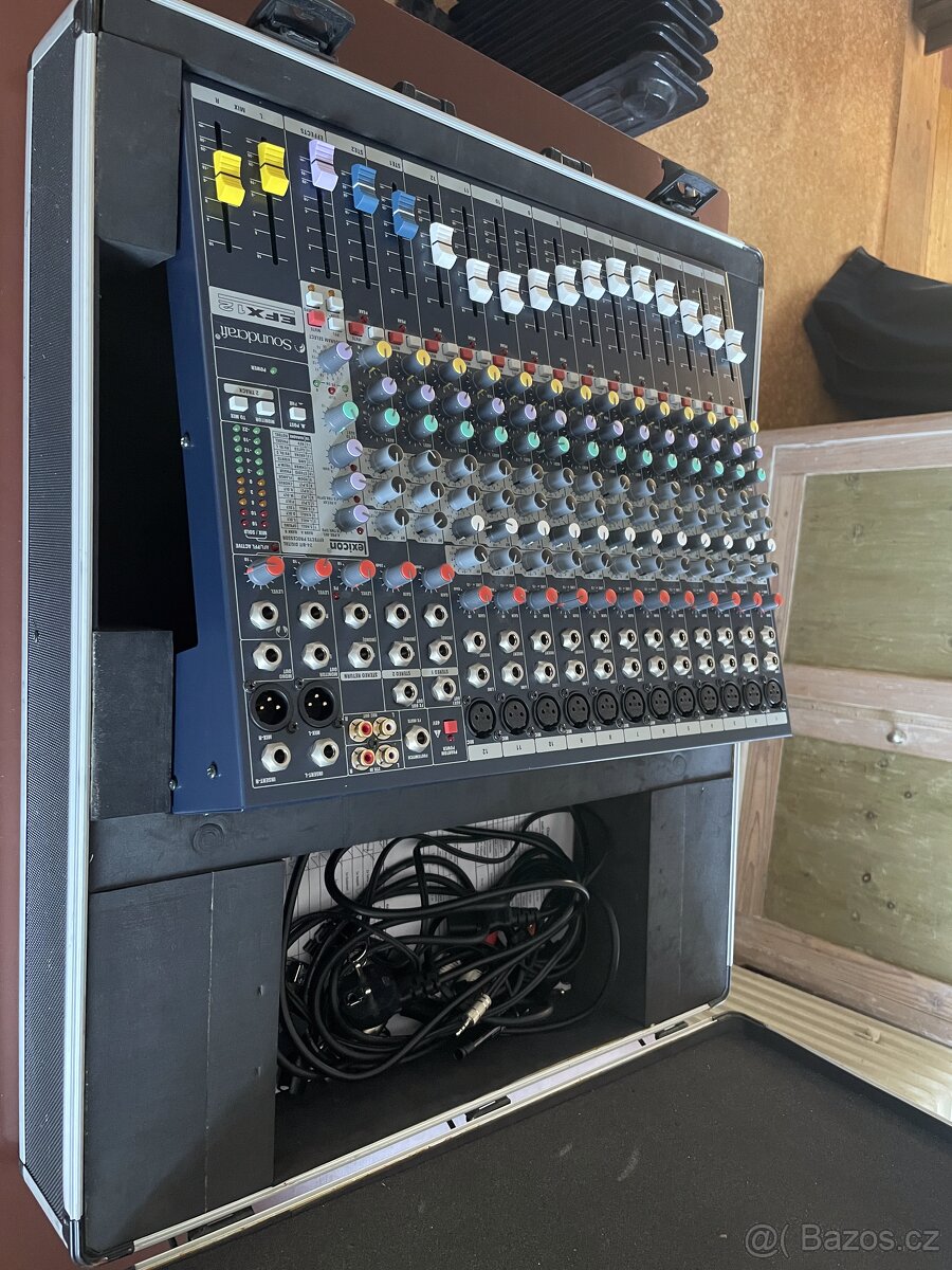 Mix Soundcraft EFX12 - 6