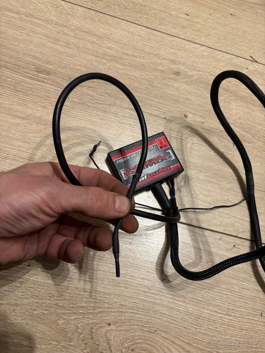 Power Commander 5 na Suzuki Gsxr 1000 03-04 - 6